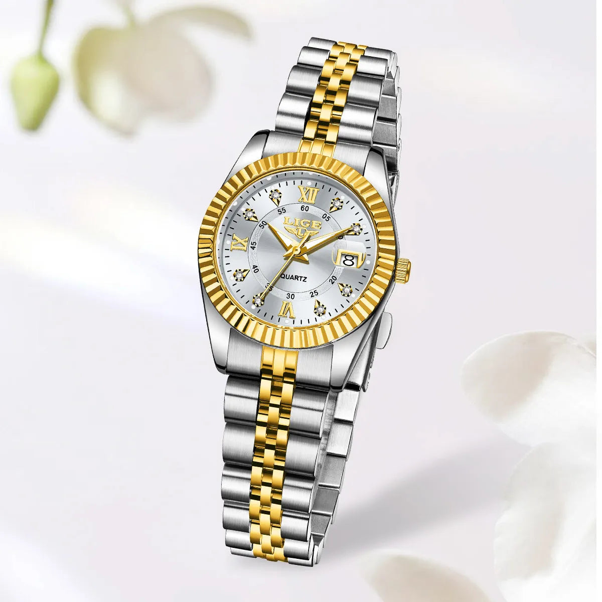 Women's waterproof quartz fashion watch in gold and silver colour options with 10mm thickness