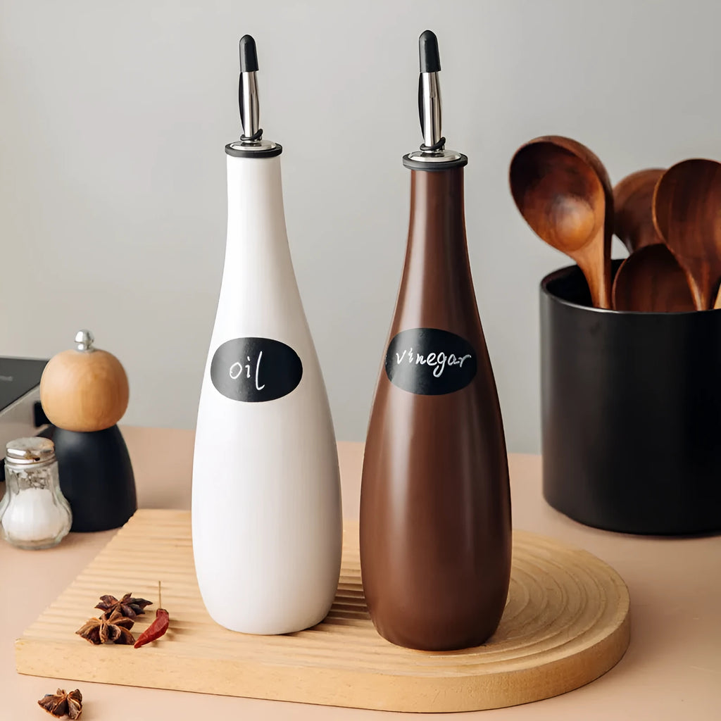 Ceramic oil pot with conical funnel in black, coffee, or white colour options