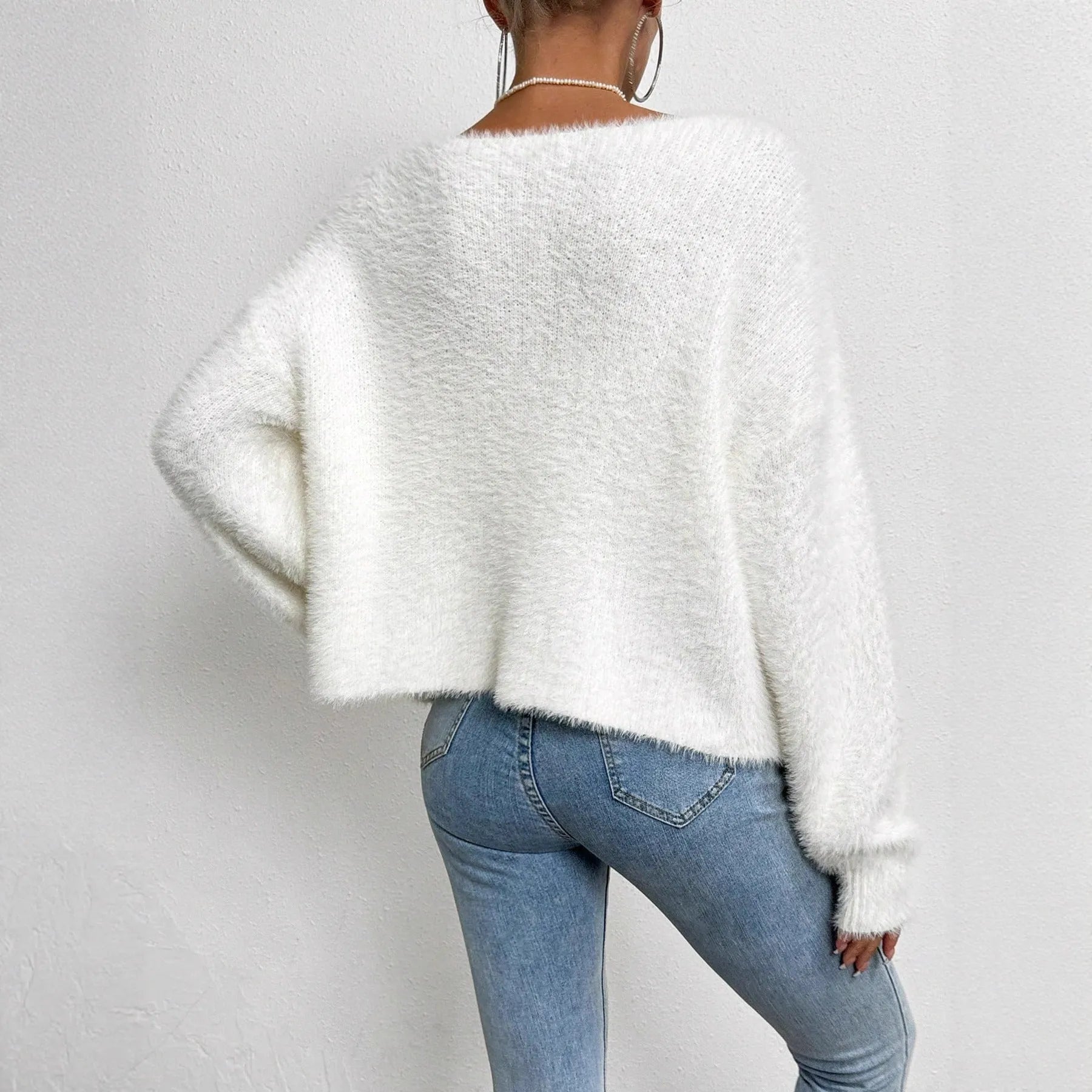 Women's white V-neck cardigan with bead knit details, medium thickness polyester fabric