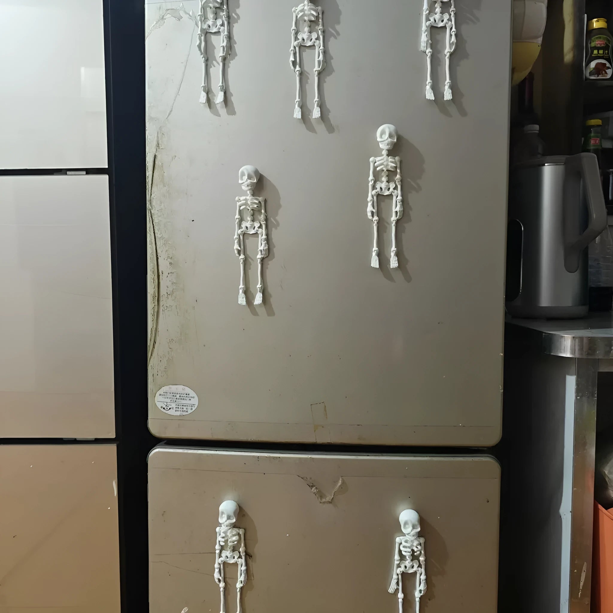 3D printed PLA skull refrigerator magnet ornament in multiple colour options measuring 18cm high