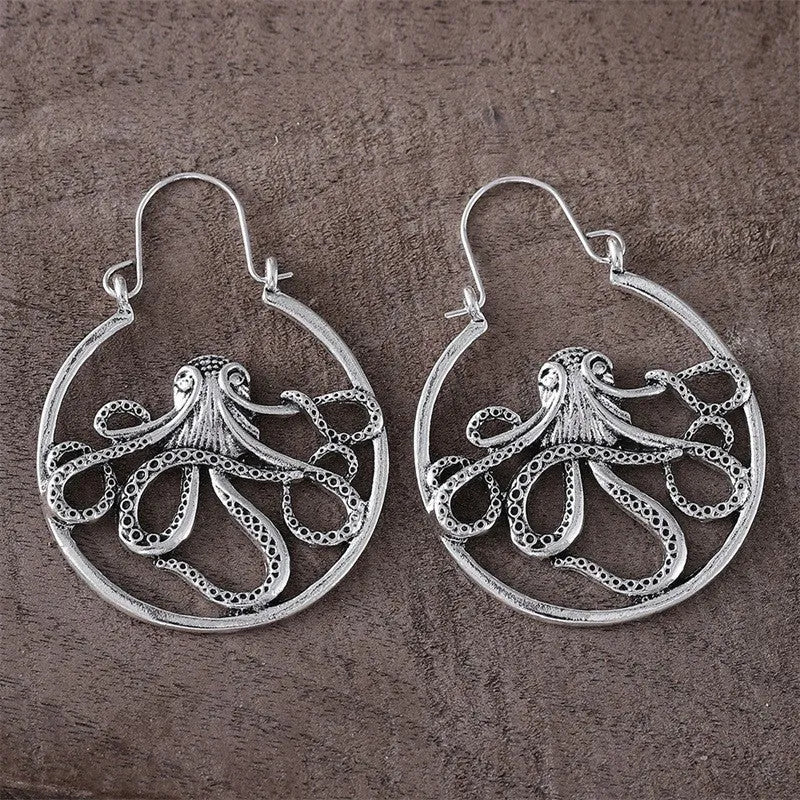 Vintage alloy octopus earrings with antique silver finish and retro animal design