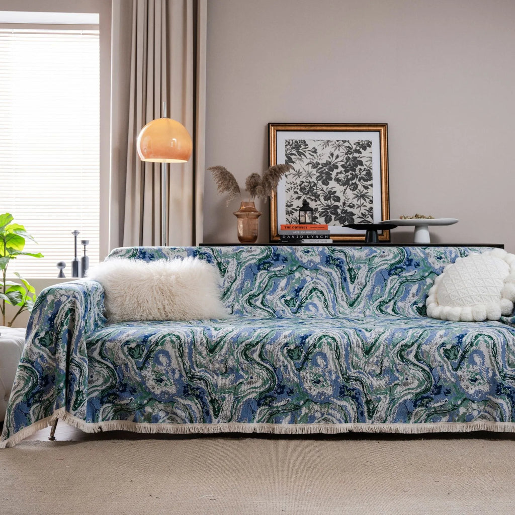 American country-style jacquard floral pattern sofa cover in thick retro fabric.