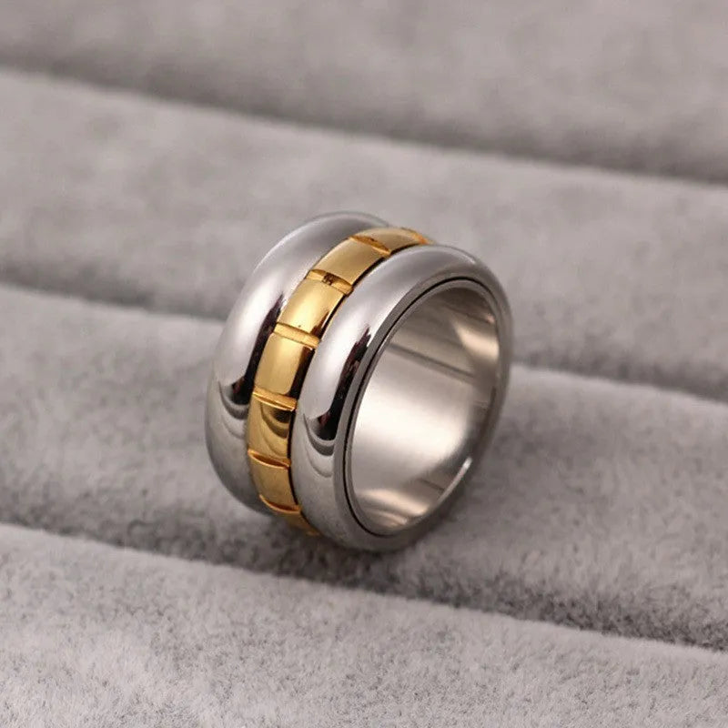 Gold titanium steel rotatable knuckle ring on finger, natural style, 17mm diameter, electroplated finish