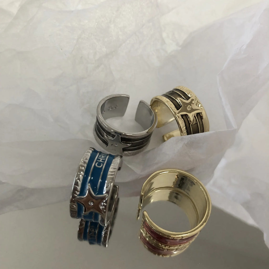 Adjustable copper ring with a distressed geometric drop oil design in a choice of colours.