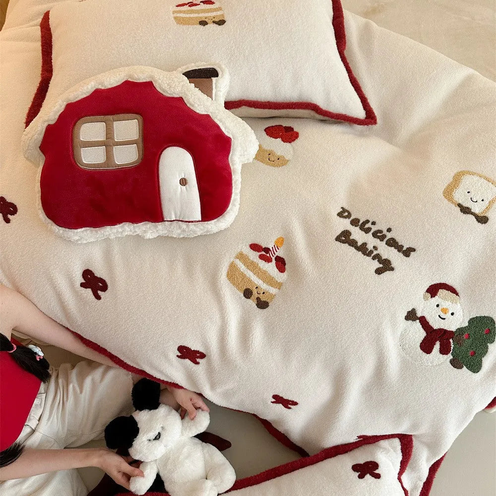 Winter Christmas cartoon bedding four-piece set with Snowflake Milk Pastry pattern on polyester duvet cover and pillowcases
