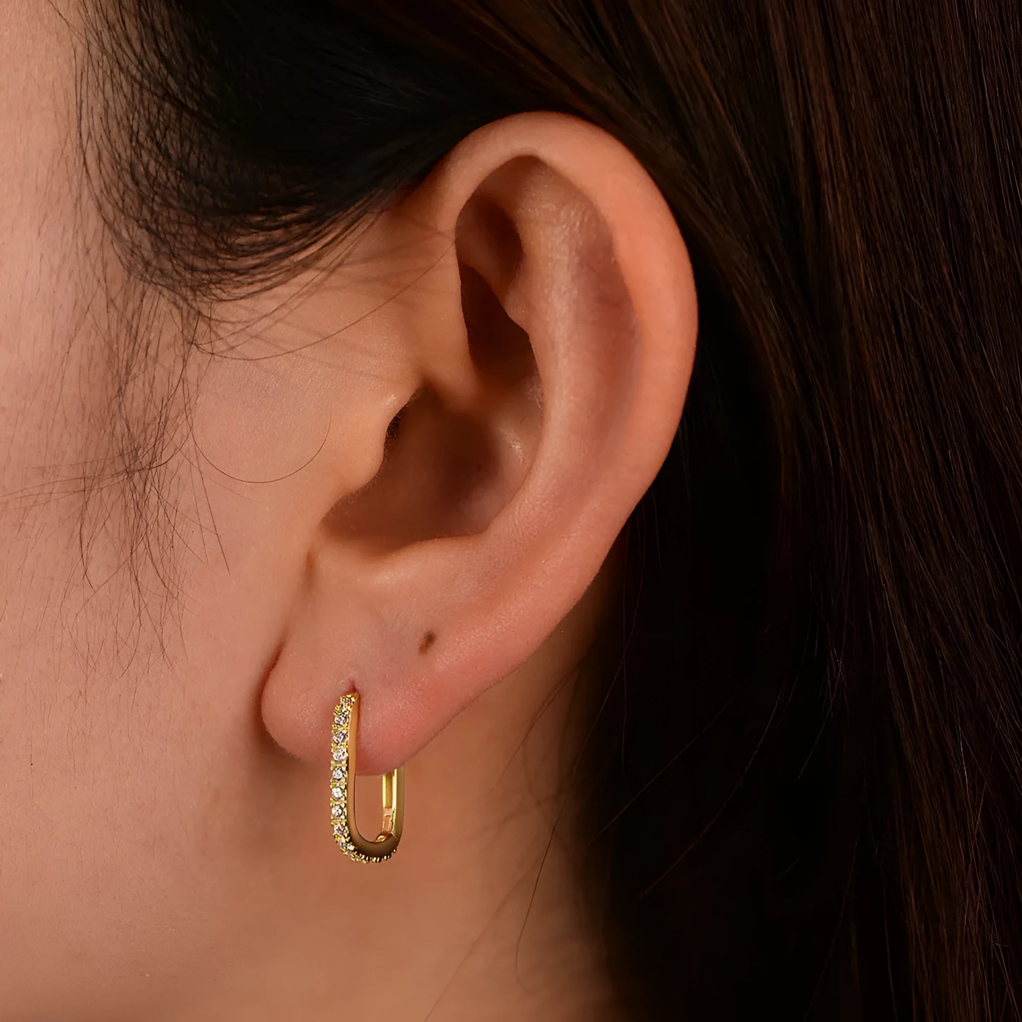 S925 sterling silver oval geometric earrings with zircon stones in ear clip design