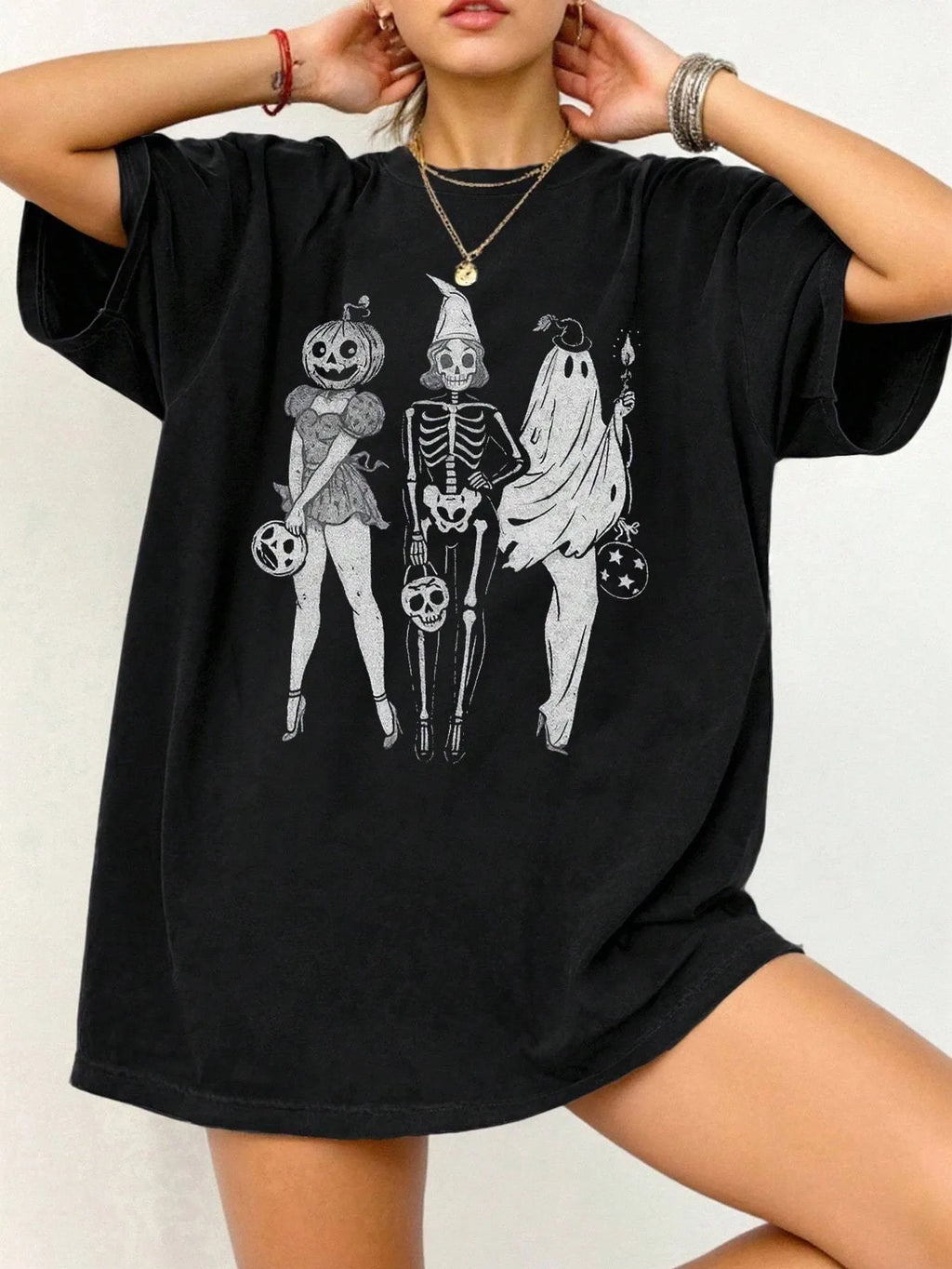 Loose straight fit cotton summer t-shirt in multiple colours with round neck
