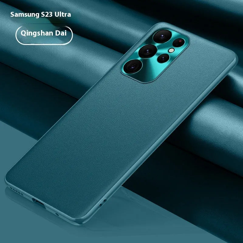 Leather phone case with metal lens ring and leather pattern for Samsung, available in Athens Black