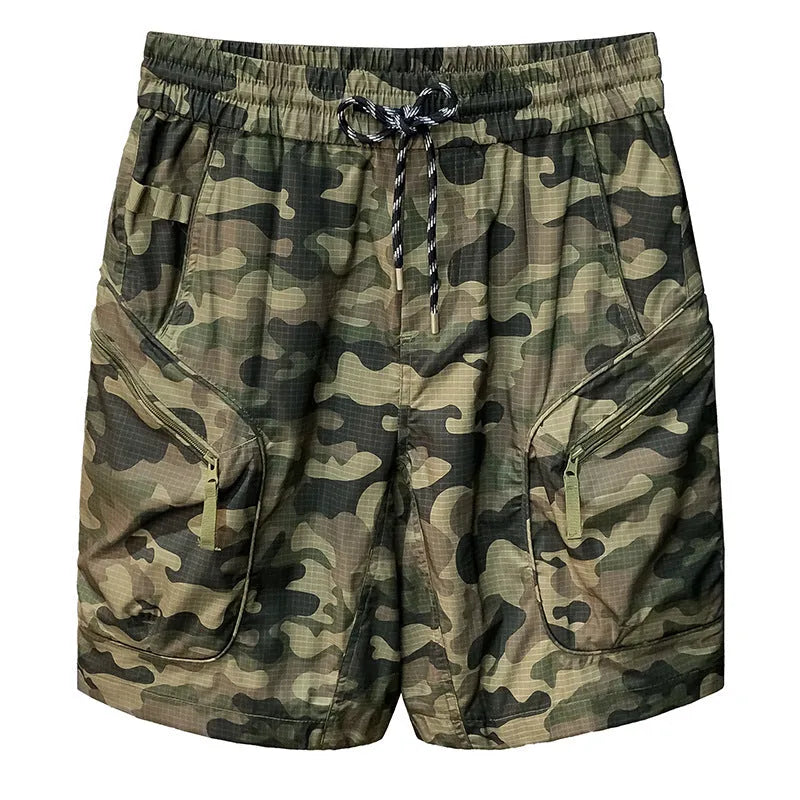 Men's camouflage pattern cargo shorts with pockets, shown in a loose fit.