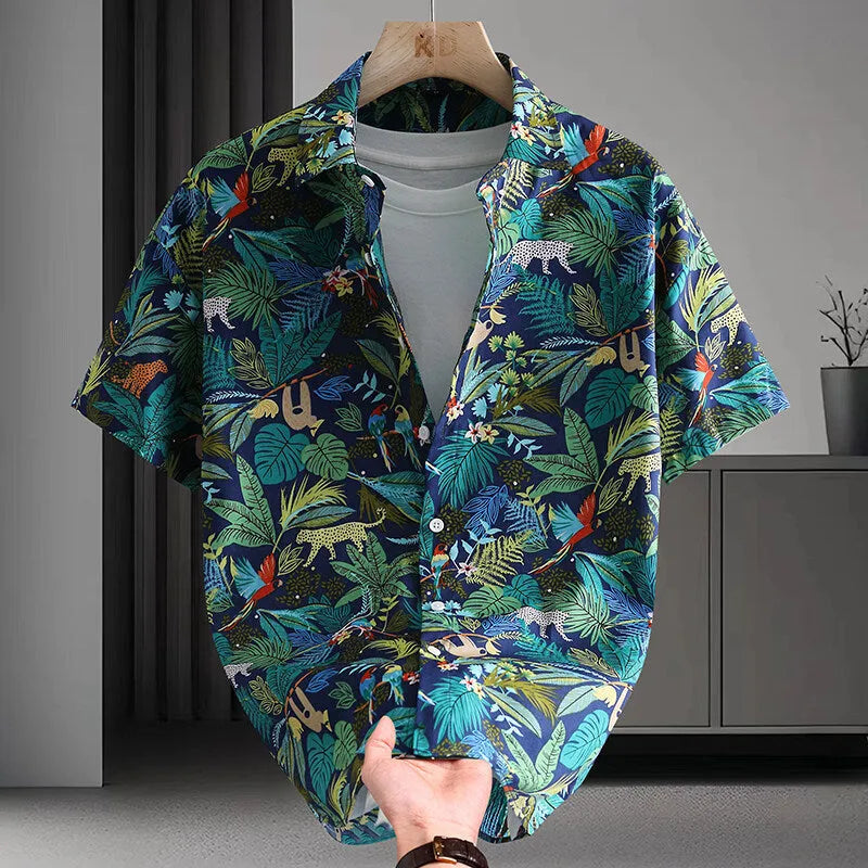 Men's short sleeve casual shirt in Hawaiian floral print, cotton button-down cardigan style