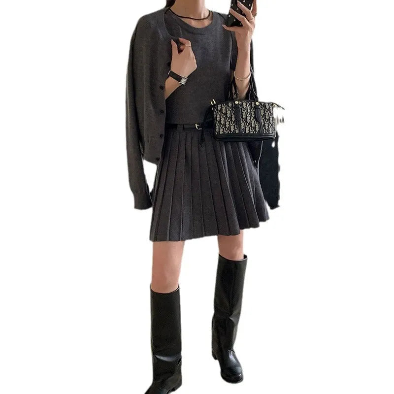 Women's grey art retro knitted two-piece set with vest skirt and long-sleeved cardigan