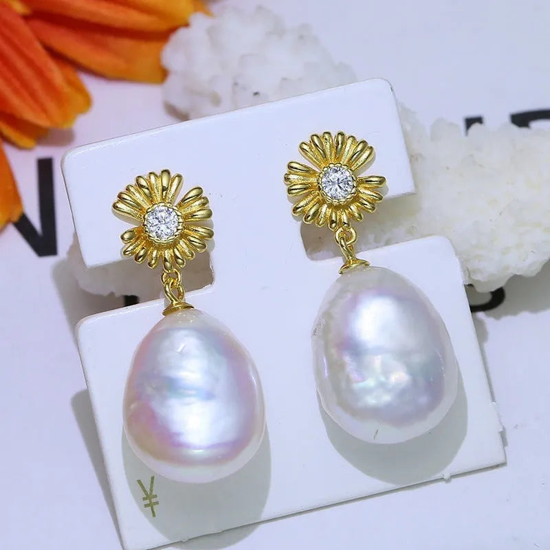 A pair of baroque-style flower earring frames in S925 sterling silver, shown in gold and silver colour options.