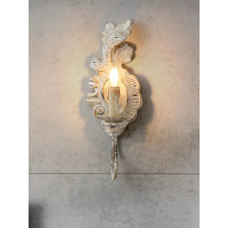 American-style solid wood retro distressed single-head wall lamp in retro white finish for living room