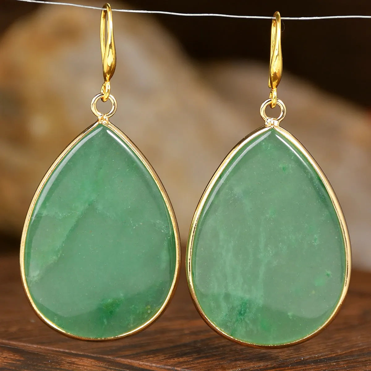 Women's retro water drop natural stone pendant earrings in amethyst colour with electroplated finish