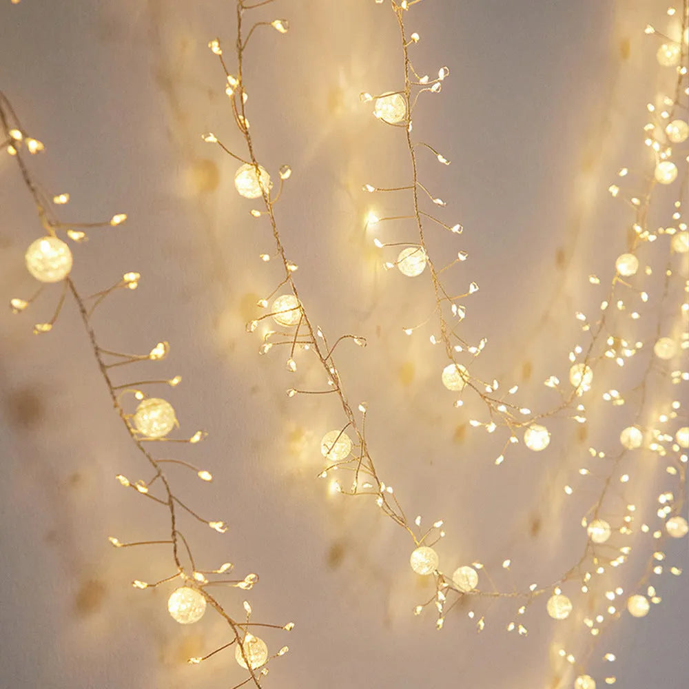 400LED 6-metre indoor fairy string lights with flower-shaped bulbs and IP66 protection, plug-in mode