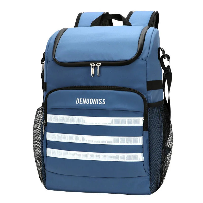 Breathable waterproof insulated backpack with bottle opener in black, 20L cloth construction