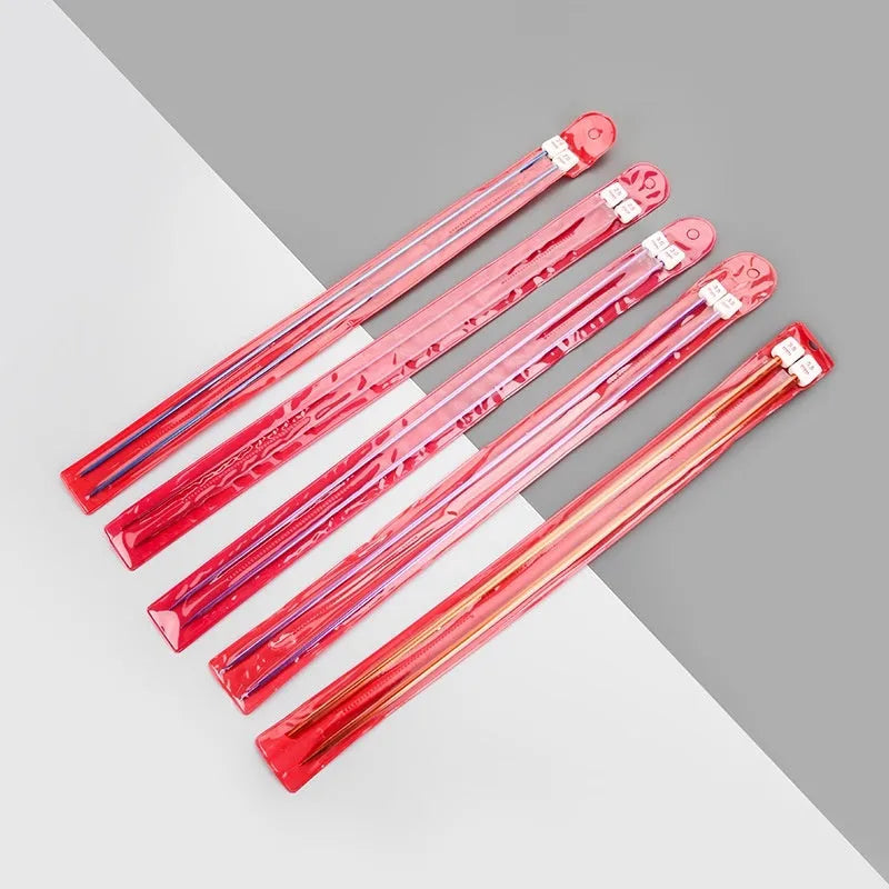Aluminium alloy crochet hook set showing multiple sizes from 2.0mm to 9.0mm with protective caps