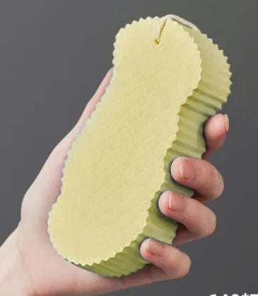 White 3D fish scale pattern bath sponge ball for gentle body exfoliation in the shower