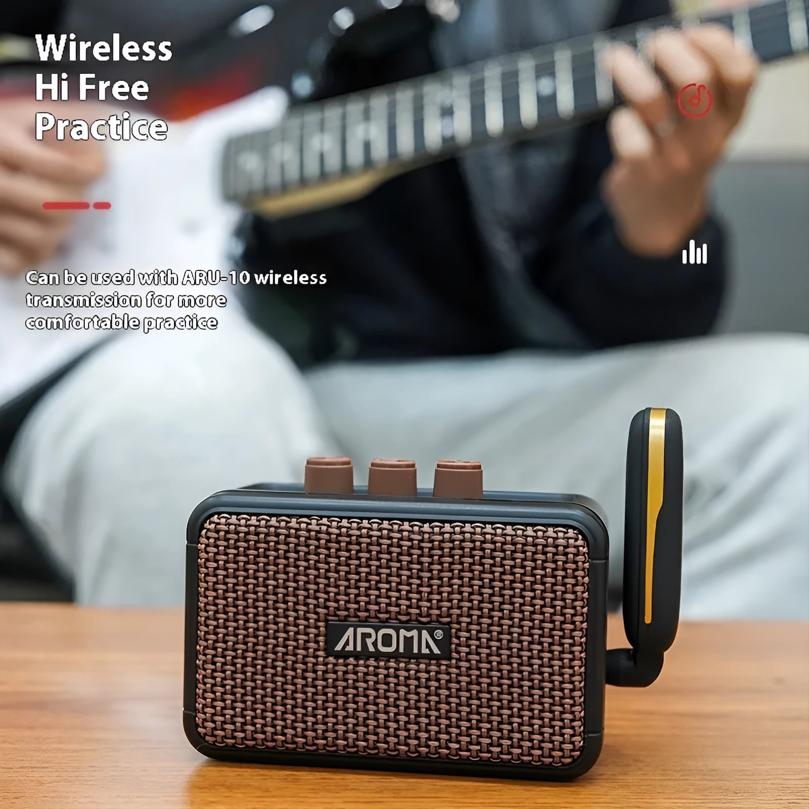 AG04 mini portable electric guitar loudspeaker box in plastic casing with data cable