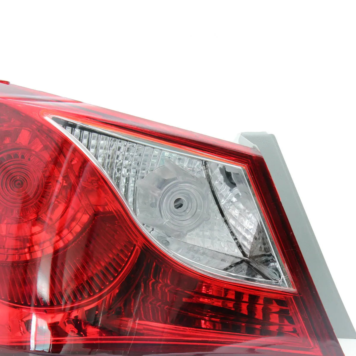 Outer half tail light assembly for Hyundai Sonata 2011-2014 red LED 56x34x17 mm