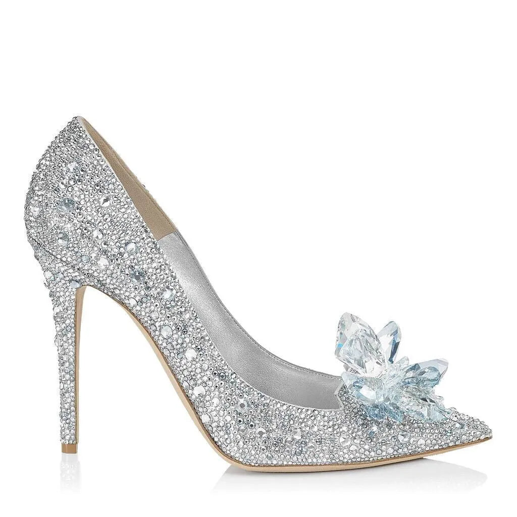 Women's gold pointed toe high heels with rhinestone and bow decoration on sequin cloth