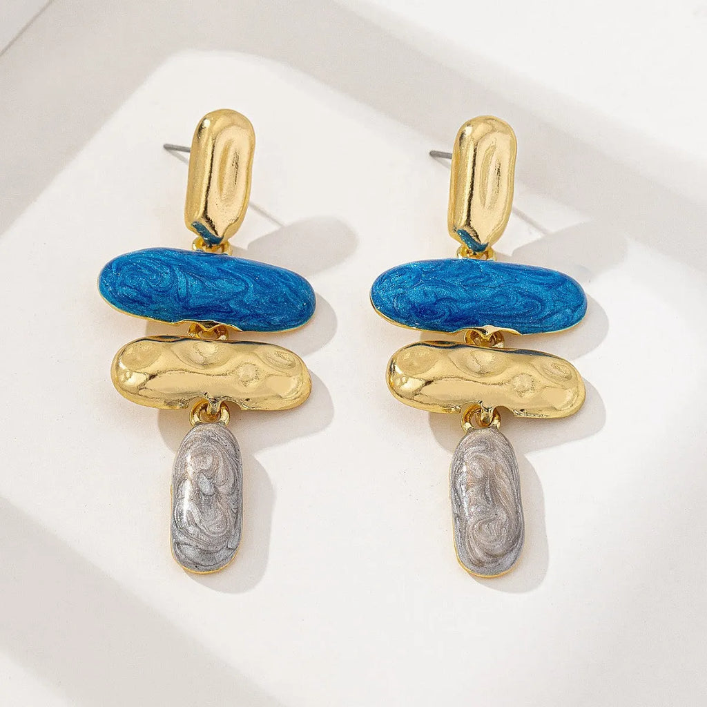 Women's geometric stud earrings with electroplated multicolour finish on zinc alloy