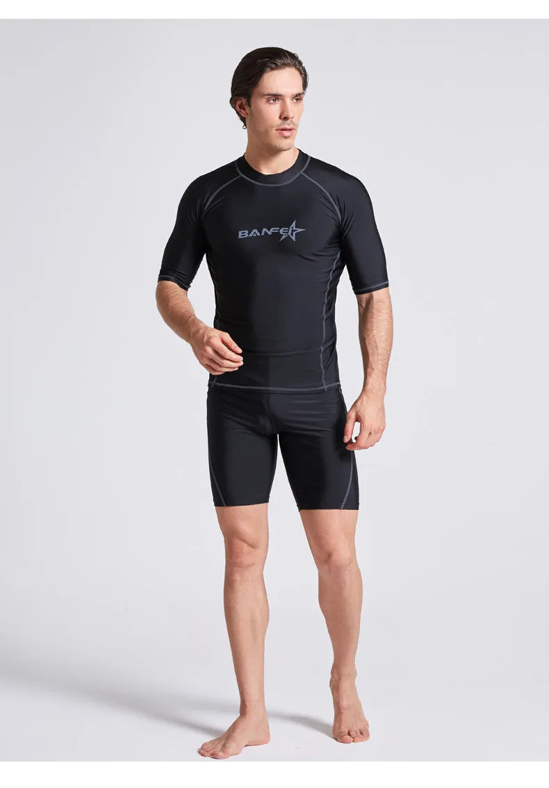 Men's quick-drying half sleeve swimsuit with separate top and pants for swimming and surfing