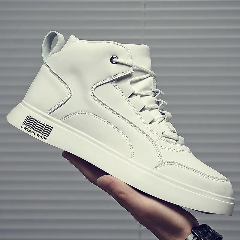 Men's white mid-top casual board shoes with a round toe and rubber sole.