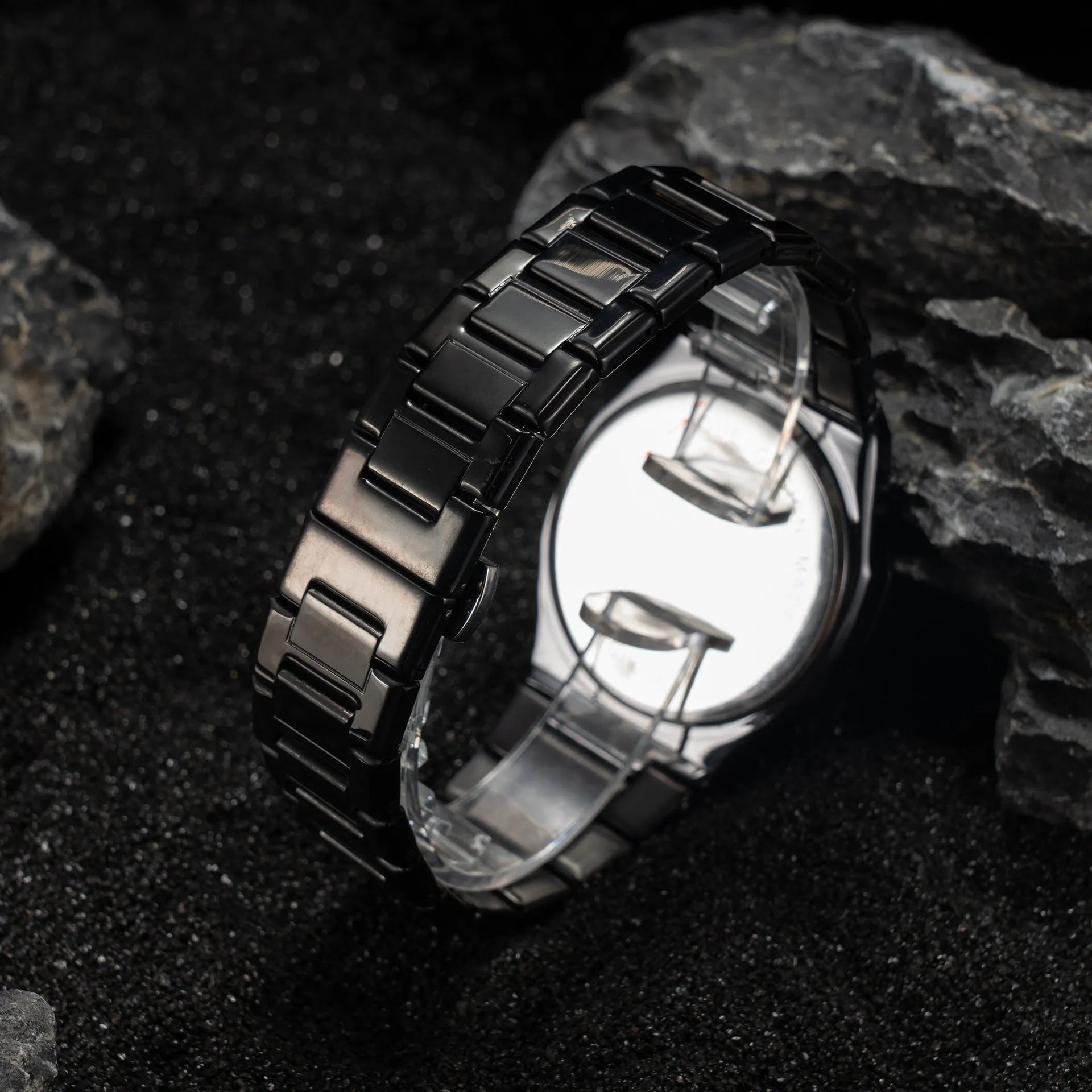 Men's business casual steel belt quartz watch showing black and silver colour options