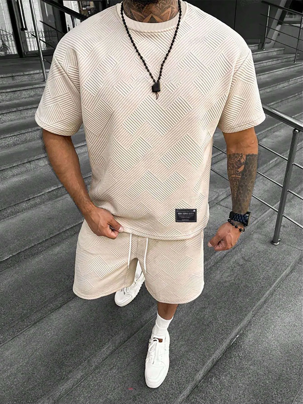 Men's short sleeve shorts suit with printed pattern, polyester fabric, in multiple colours and sizes