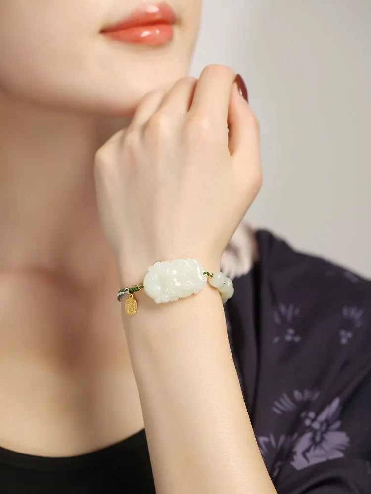 Year of Rabbit Hetian jade bunny bracelet with S925 silver blessing card on red ice cotton rope