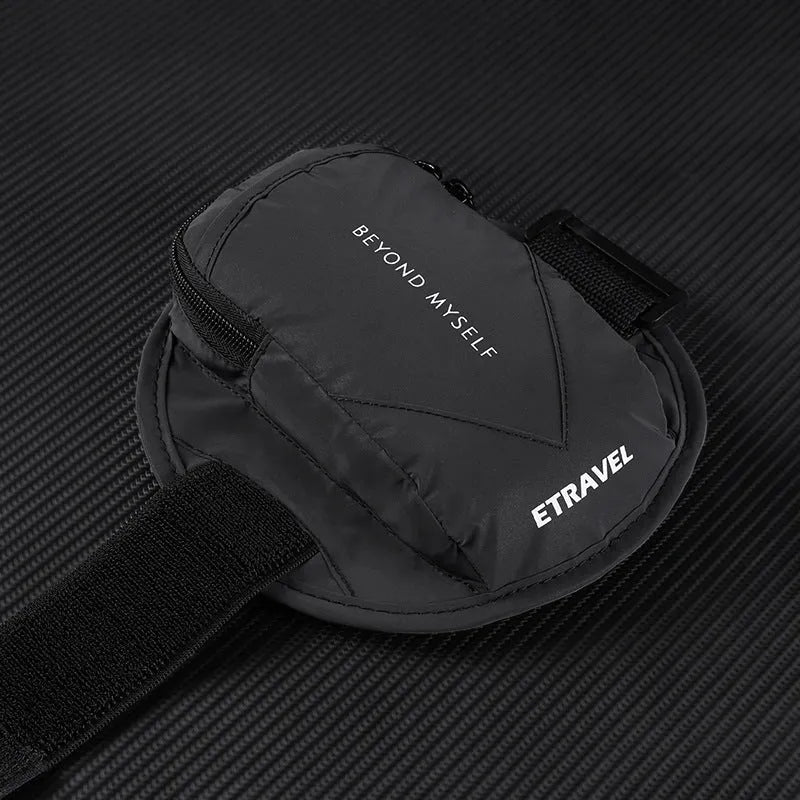Running arm bag in reflective black colour with 7-inch capacity for smartphones