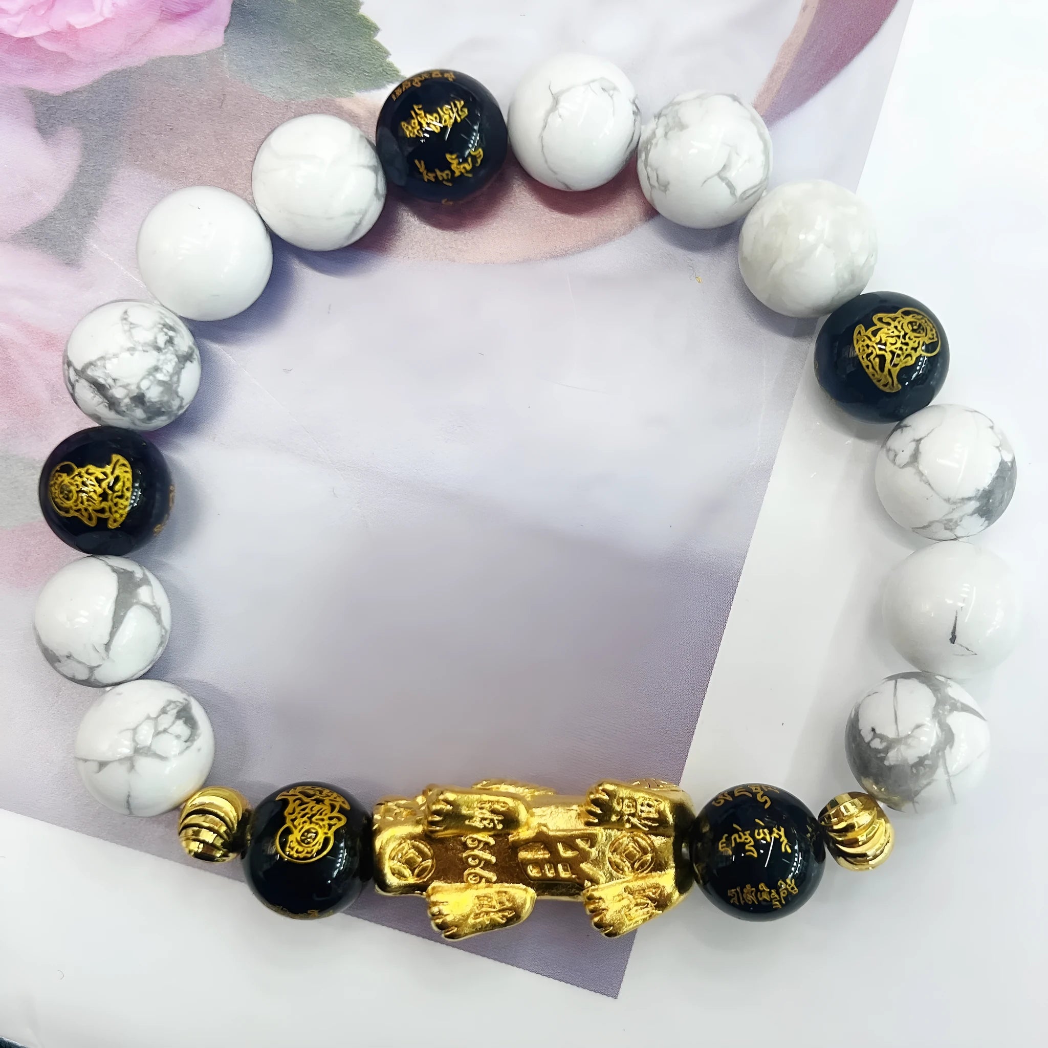 Vintage white turquoise and black agate bracelet on a neutral background, adjustable length 15-17cm