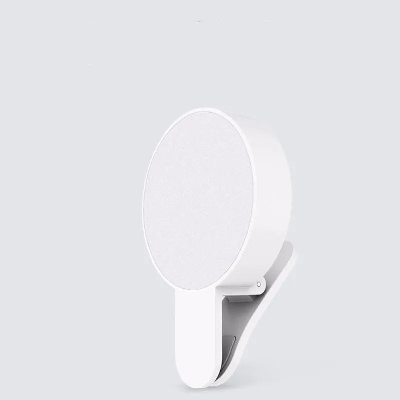 White selfie fill light with 9 LED lamp beads and three-level dimming on a mobile phone