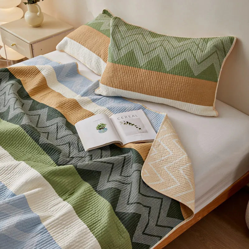 Pure cotton printed bed sheet set in a modern simple style, shown on a bed.