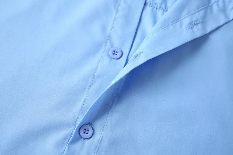 Teenage men's light blue stand-up collar shirt with fitted silhouette