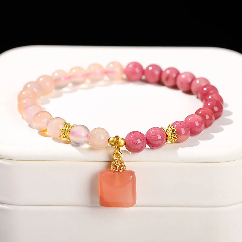 Natural crystal jade bracelet for women, fresh green colour, new Chinese style with manual processing.