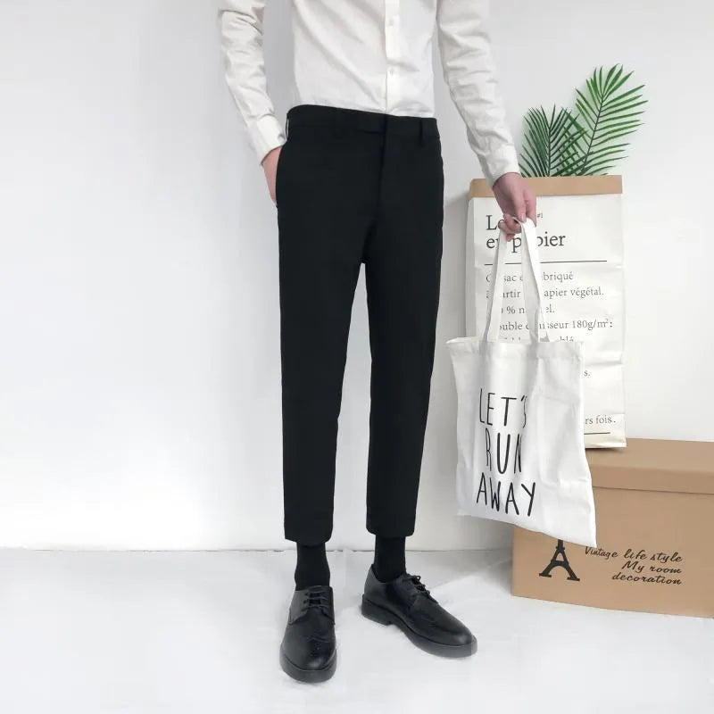 Men's cotton straight-leg trousers in black, with drawstring waist and straight leg opening