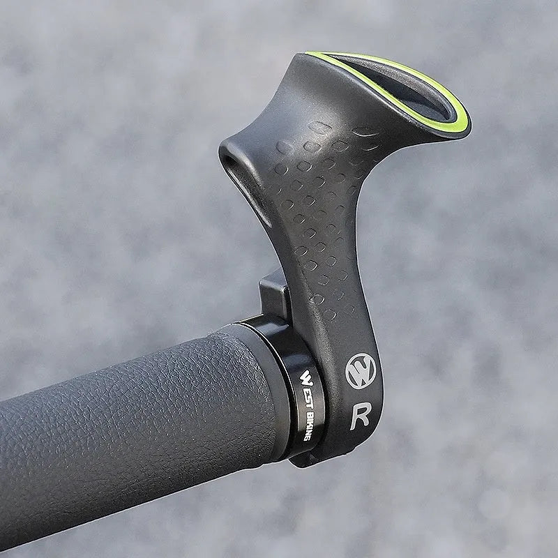 Pair of adjustable nylon bicycle handles in free size for universal cycling fitting