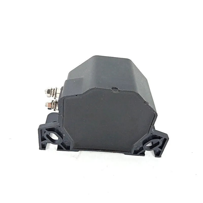 Black GQ-208A universal reversing horn for 12-80V vehicle systems.