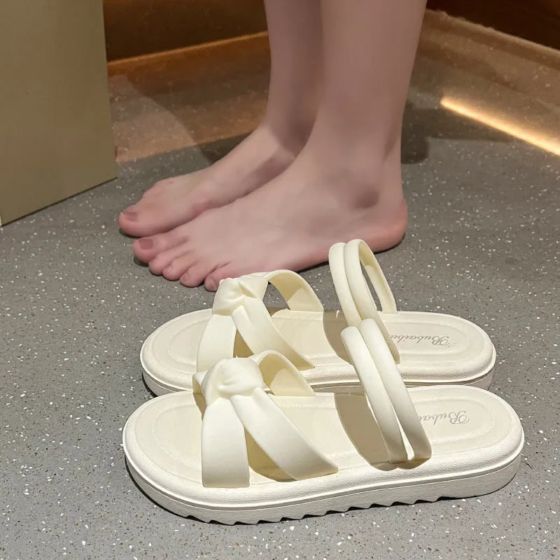 Women's two-way wear sandals in black with thick sole, PVC upper, non-slip injection-moulded sole, suitable for outdoor use.