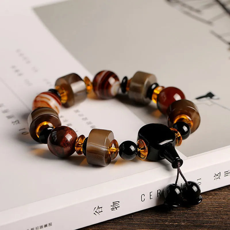 Original natural twining line old agate bracelet with sardonyx, white, black, and red agate beads in geometric ethnic style