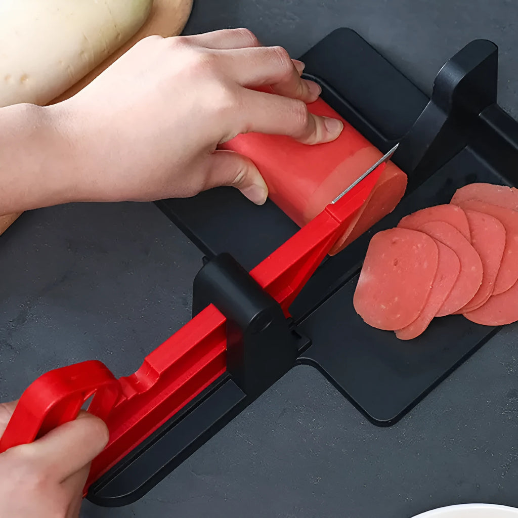 Multifunctional vegetable cutter stainless steel and plastic chopping carrots and potatoes green and red options 410g