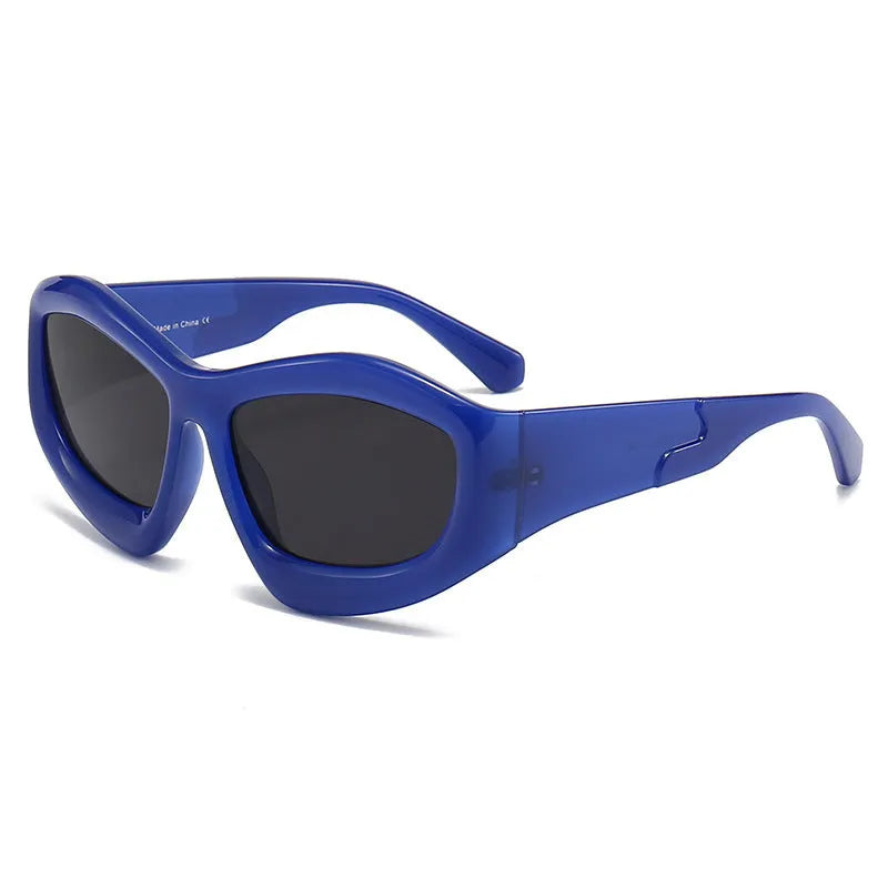 Men and women concave shape bubble sunglasses with black frame and black grey lens for outdoor sun protection