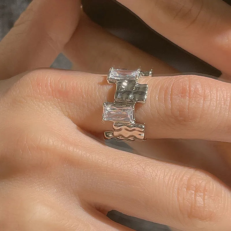 Silver cross zircon open gemstone ring with geometric design and retro pastoral style