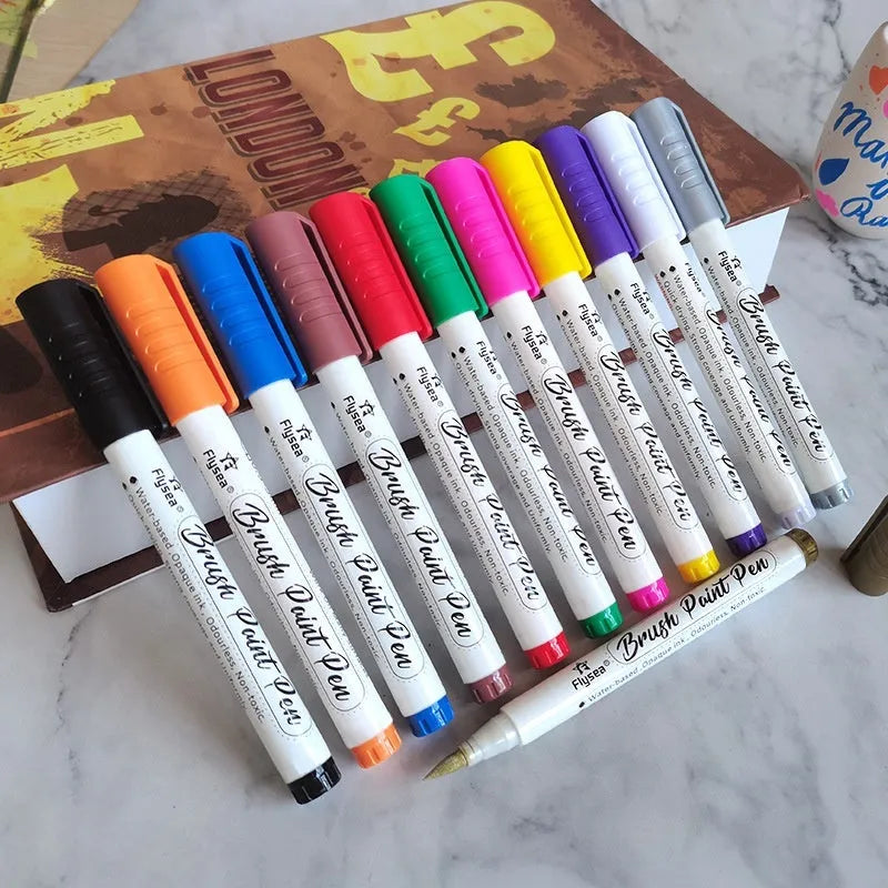 Soft head gouache pen set for hand lettering and greeting card artwork with brush tips