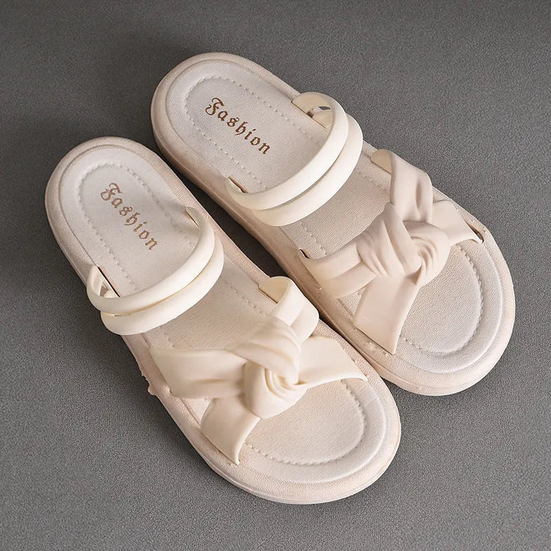 Women's two-way wear sandals in black with thick sole, PVC upper, non-slip injection-moulded sole, suitable for outdoor use.