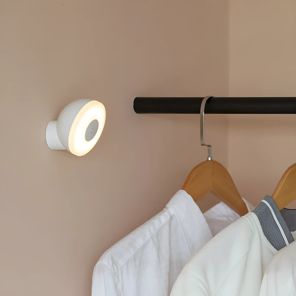 White PC bedside table lamp with human body induction and Bluetooth, compact 94x94x71mm dimensions