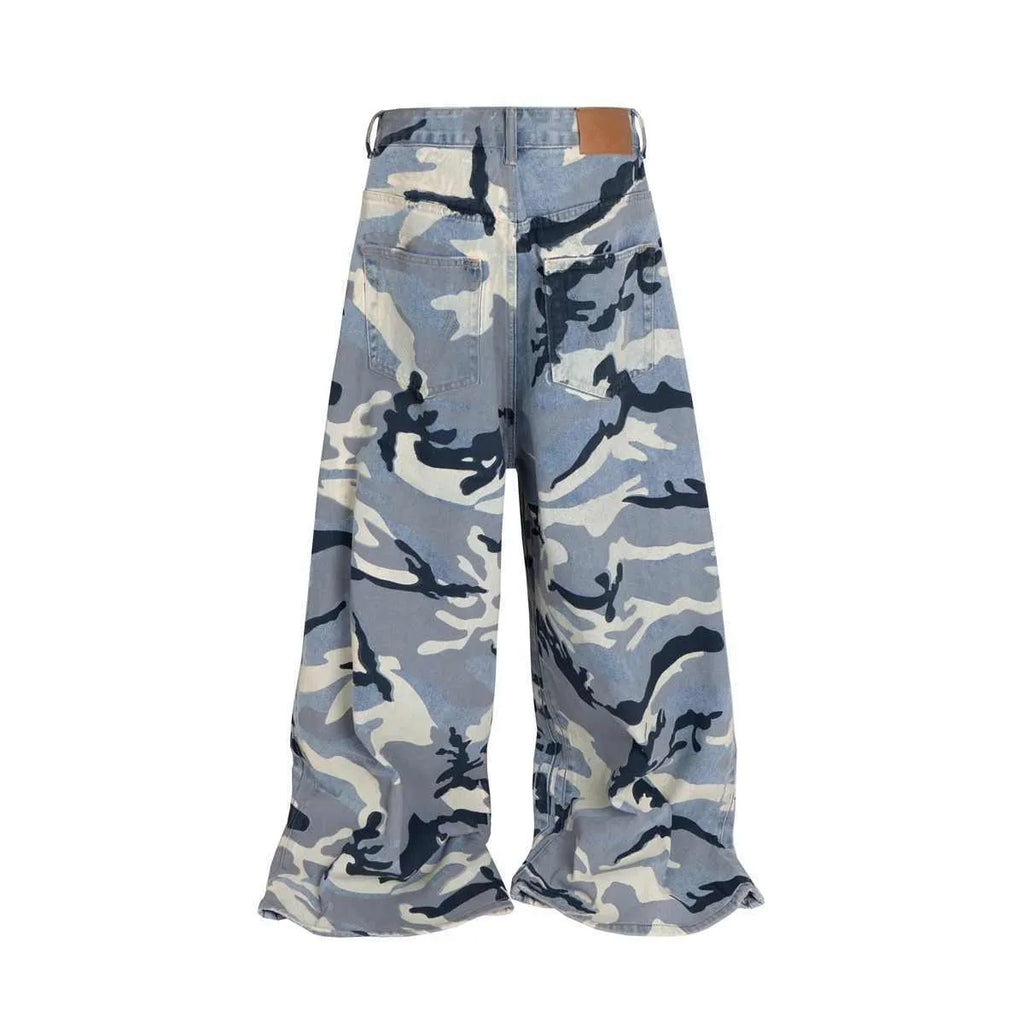 Snow camouflage blue jeans with mid-waist loose-fit design and micro-elastic cotton denim construction