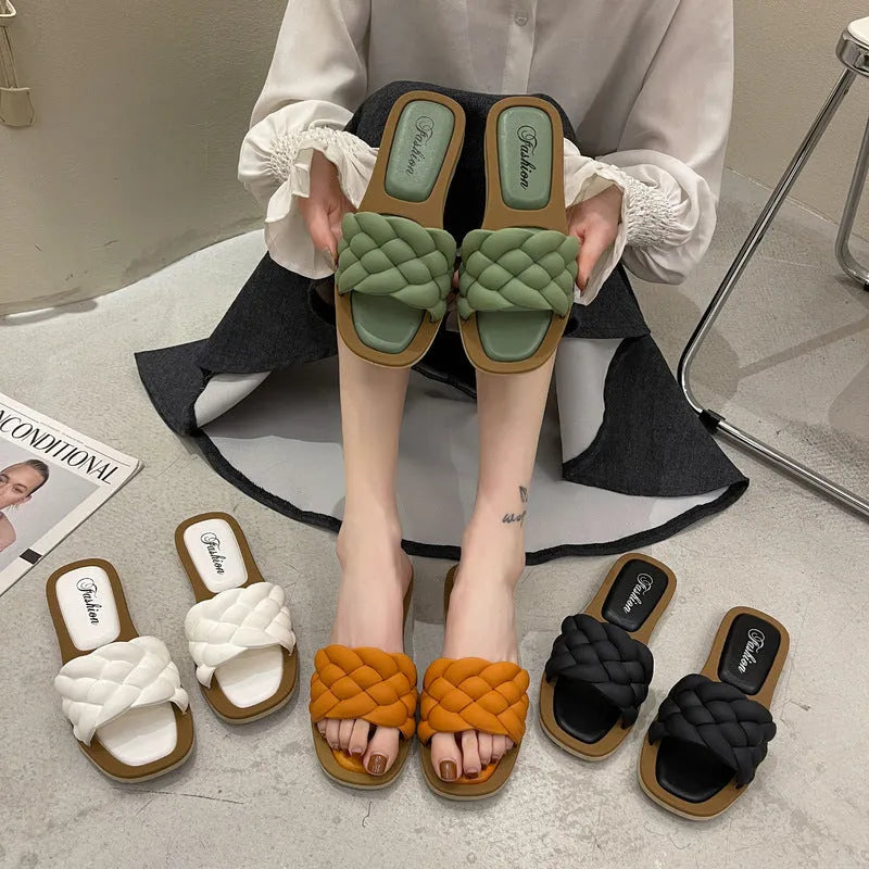 Women's plaid pattern PVC beach sandals with thick anti-skid soles